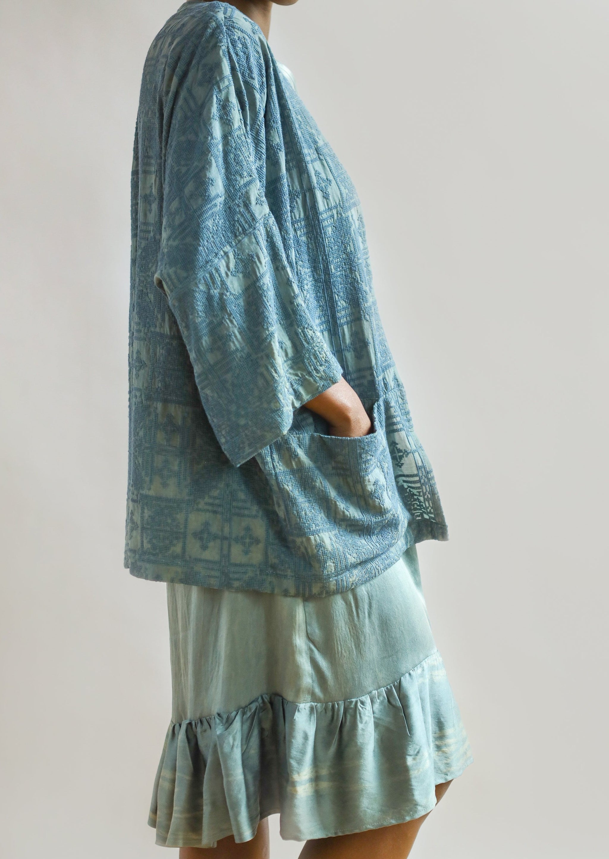 THE NATURALLY-DYED EMBROIDERED OVERSIZED CARDIGAN