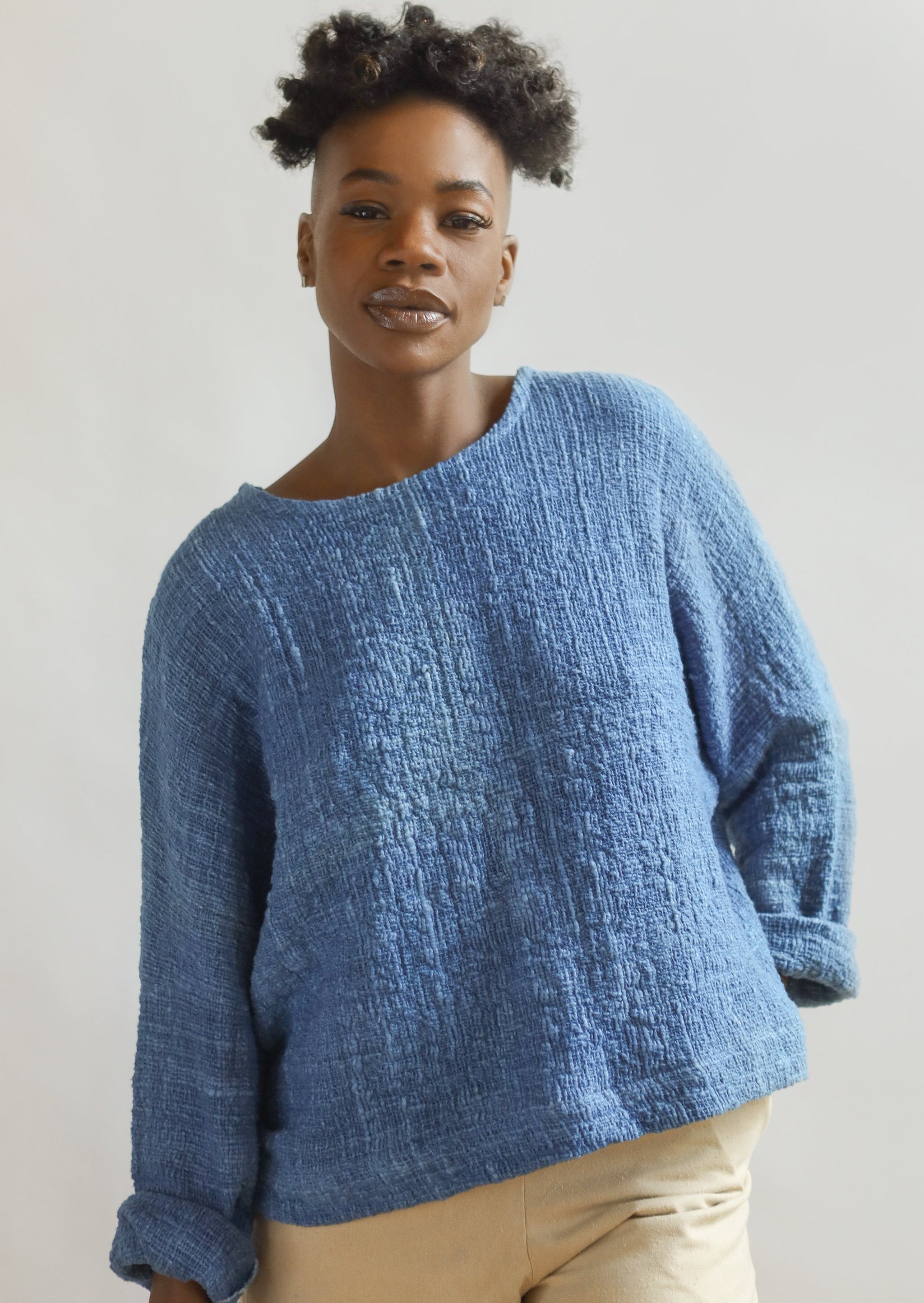 THE NATURALLY-DYED MID-WEIGHT T SWEATER *PRE-ORDER*