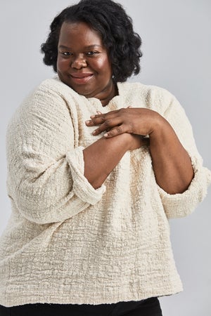 THE MID-WEIGHT T SWEATER