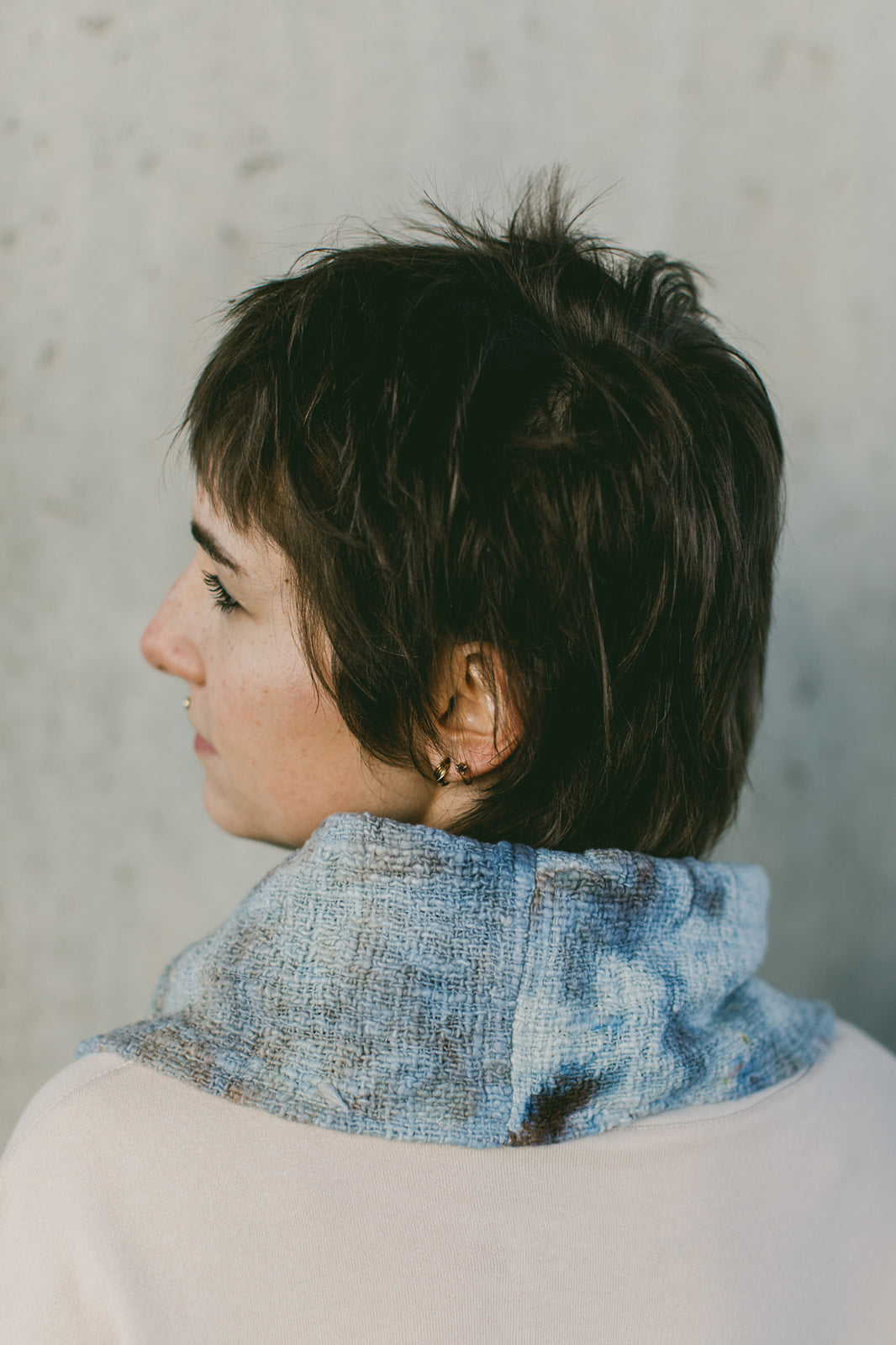 THE HANDWOVEN COWL