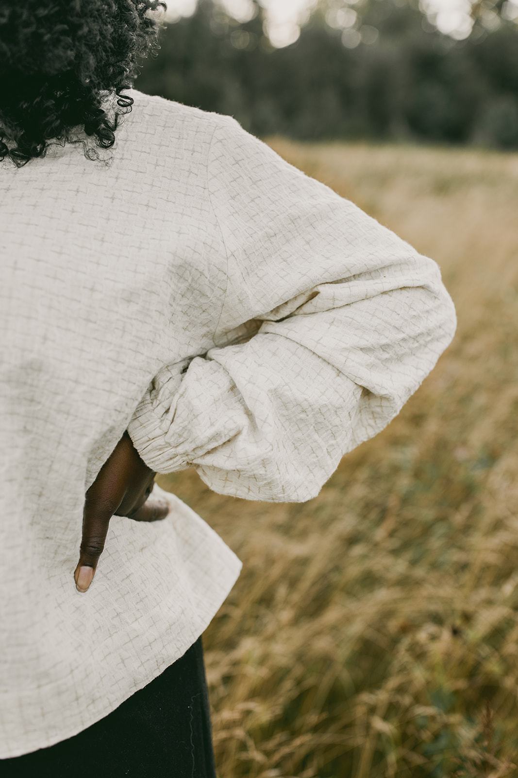 THE COTTON + LINEN POOF TOP